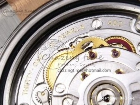 0413 UrbanChic Yacht-Master 126621 SS RG 904L Steel VSF 1:1 Best Edition Black Dial on SS RG Bracelet VS 1860